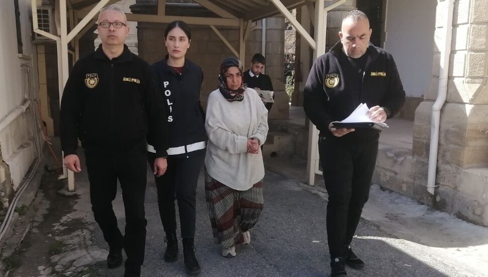 Üniversite kampüsünde bulunan kafeyi kundaklayan kadın serbest