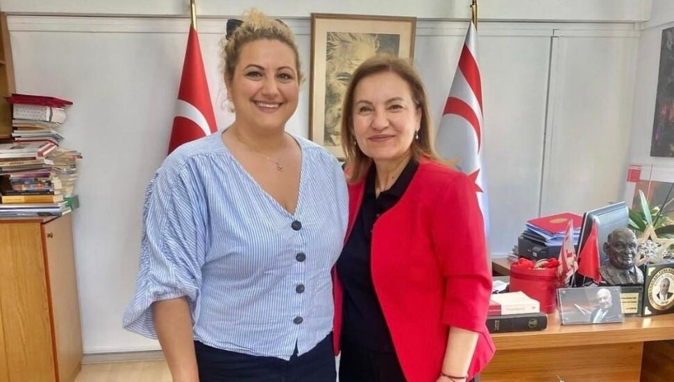 Piyanist Çağıl Cansu Şanlıdağ, Kültür Dairesi Müdürü Zaimağaoğlu’nu ziyaret etti