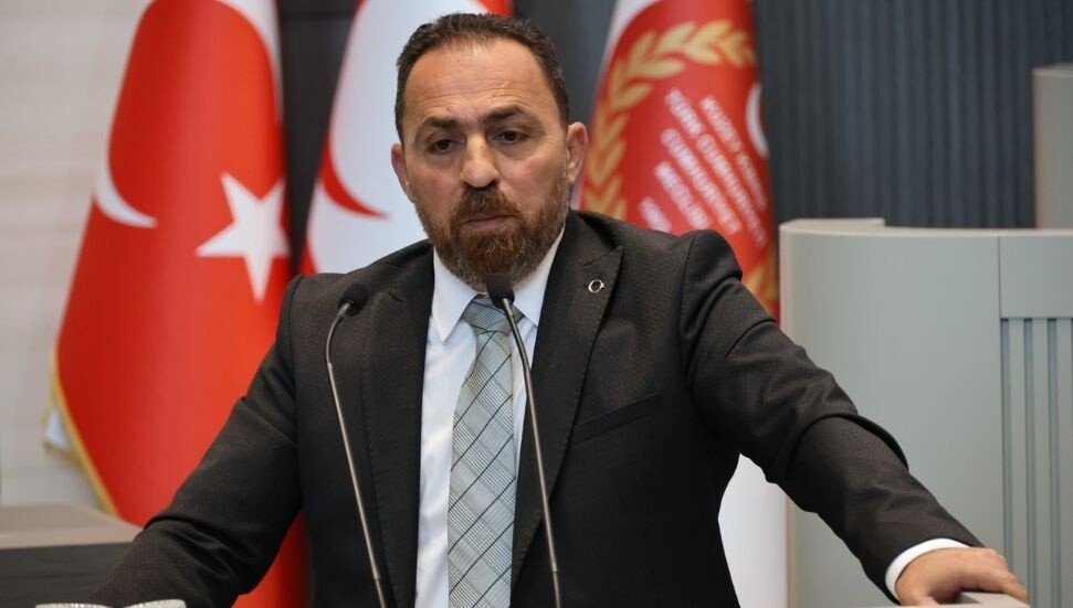 Hüseyin Çavuş: Kurumları “battı, batıyor” diyerek itibarsızlaştırmak doğru değil