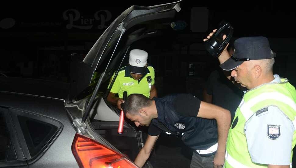 Trafik denetimlerinde 348 sürücü rapor edildi
