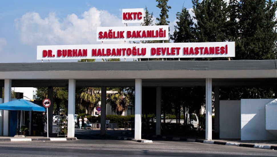 Three Students Remain Hospitalised After Yenierenköy Bus Accident