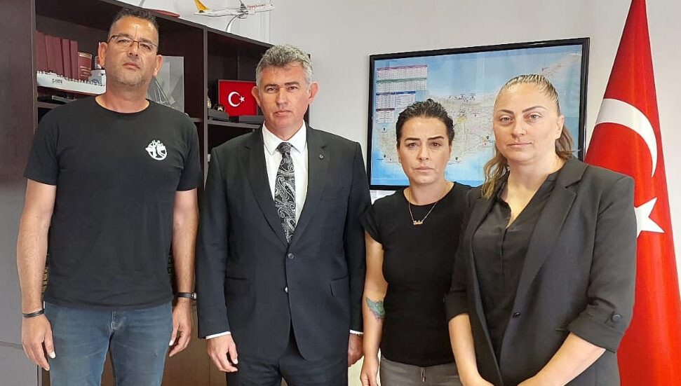 Şampiyon Melekleri Yaşatma Derneği, Metin Feyzioğlu'nu ziyaret etti