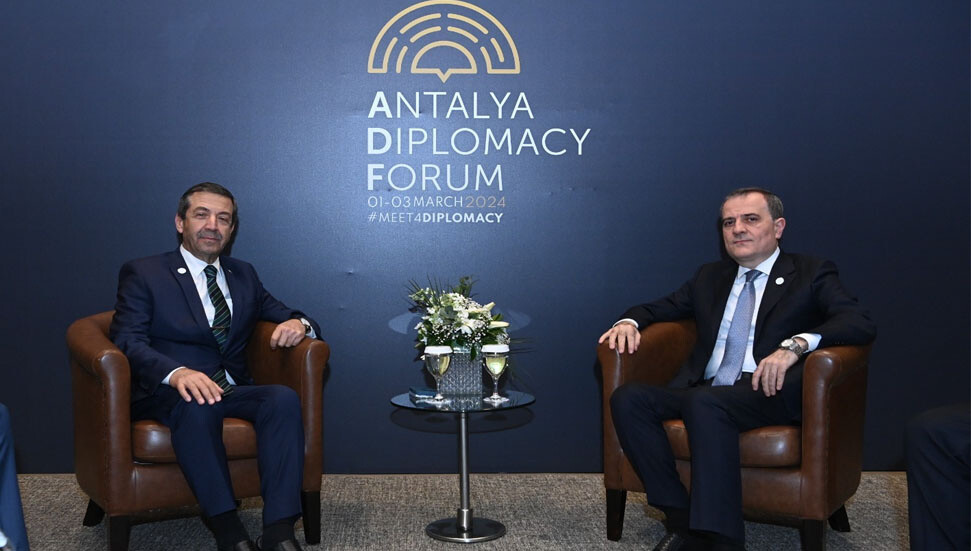 Dışişleri Bakanı Ertuğruloğlu, Antalya'da temaslarda bulundu