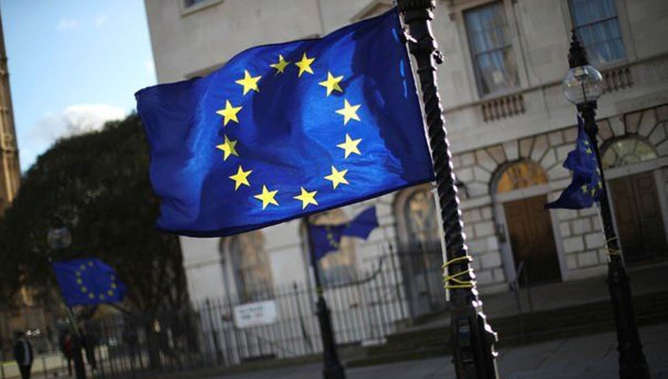 Euro Bölgesi'nin Rusya'dan petrol ithalatı giderek azalıyor