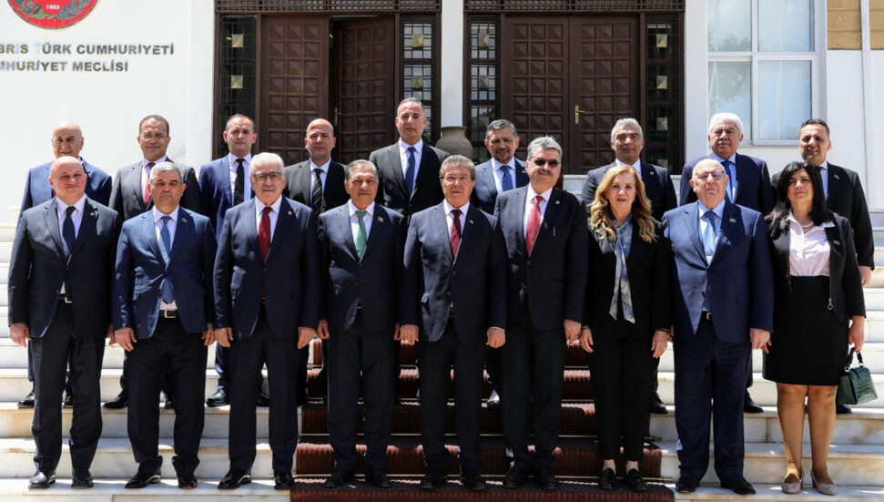 Başbakan Üstel, Türkiye Azerbaycan KKTC Parlamentolar Arası Dostluk Gruplarını kabul etti