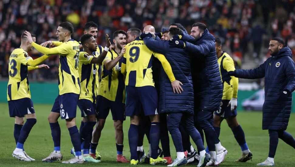 Fenerbahçe, Prag’da golcüleriyle kazandı