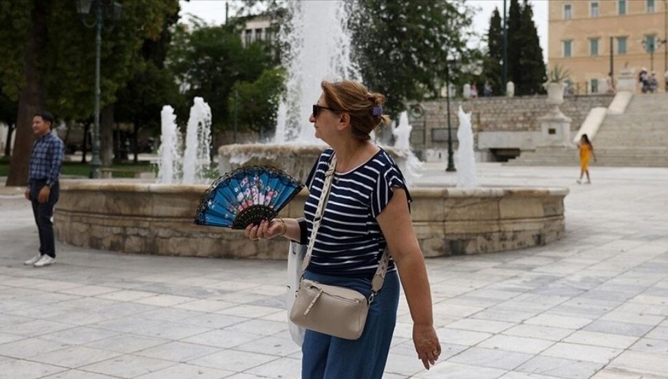 Yunanistan'da çöl sıcaklıkları pazar gününe kadar devam edecek