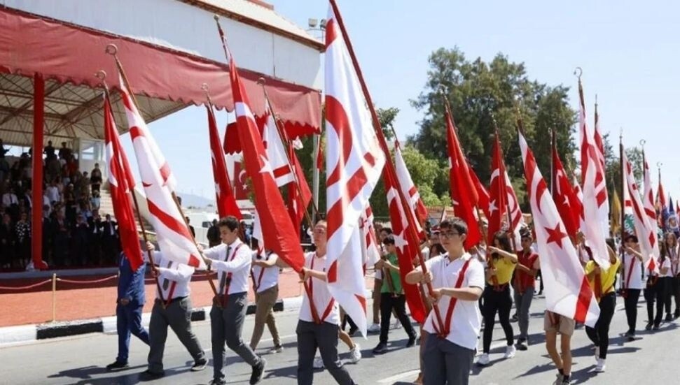 Lefkoşa Dr. Fazıl Küçük Bulvarı tören provası nedeniyle yarın trafik akışına kapatılacak