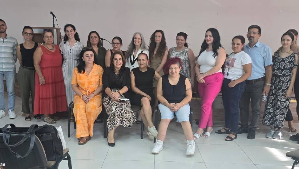 Otizm Derneği seminer düzenledi