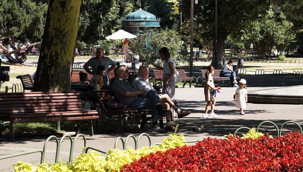 Bulgaristan yazın en sıcak günlerini yaşıyor