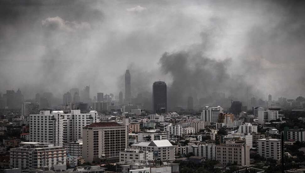 İran’da hava kirliliği nedeniyle okullar çevrim içi eğitime geçti
