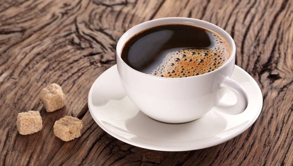 Araştırma: Yaşlılarda fazla kahve tüketimi kronik ağrıları artırıyor