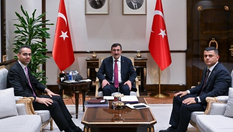 Cevdet Yılmaz, Büyükelçi Yasin Ekrem Serim'i kabul etti