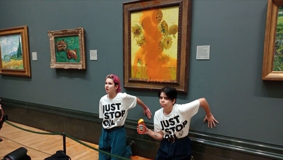 İngiltere'de Van Gogh tablosuna çorba atan çevre eylemcileri hapis cezasına çarptırıldı