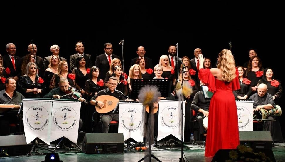 Bahar Esintileri Sanat Derneği, kanser hastaları yararına konser verdi