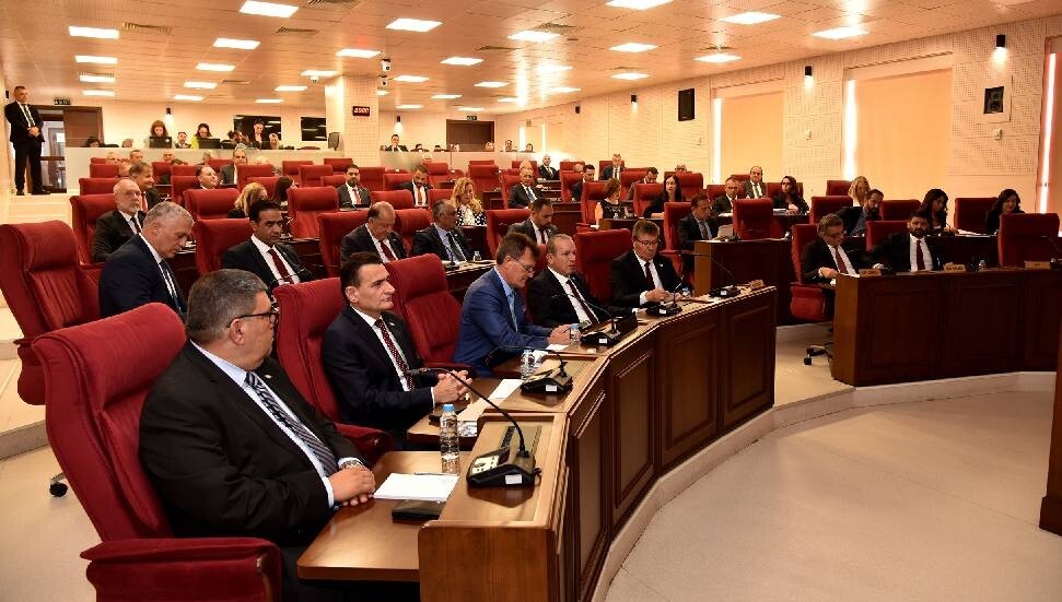 Meclis tamamlandı: 2 yasa tasarısı daha kabul edildi