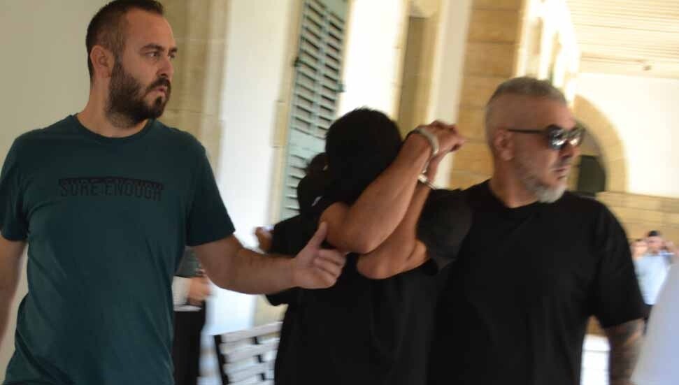 Polisi görünce uyuşturucu maddeleri araçtan atan Mervan Bolat’a ek tutukluluk!
