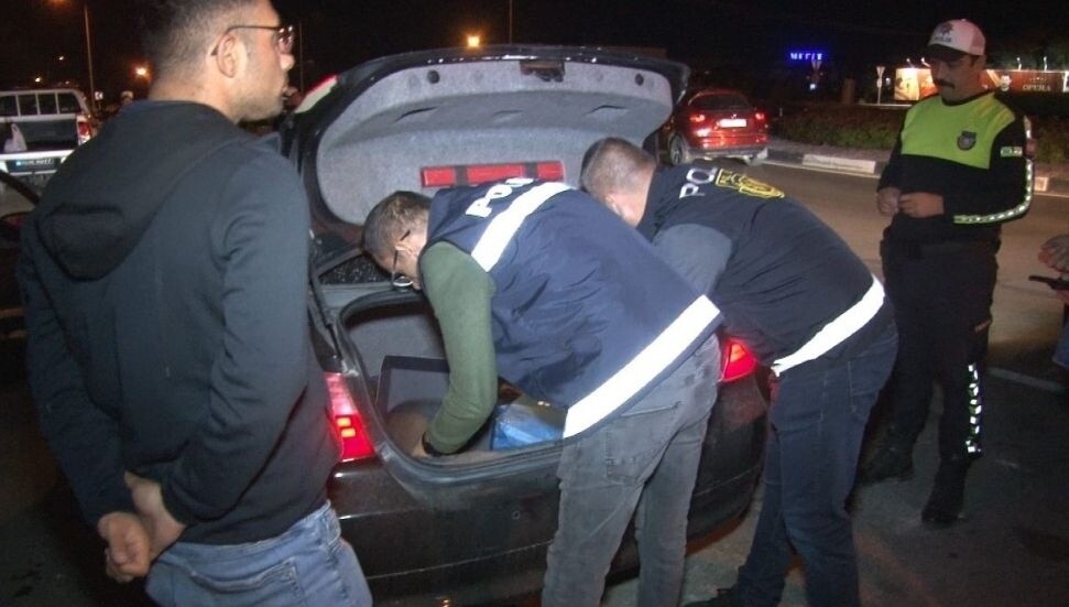 Asayiş ve trafik denetimleri: Bin 482 kişiye yasal işlem uygulandı, 59 kişi tutuklandı