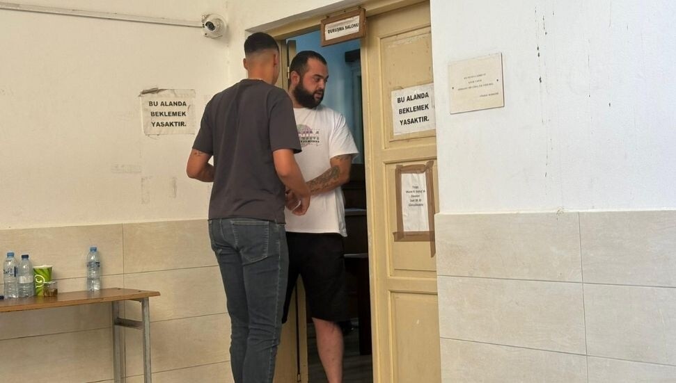 Türkiye'de Casperler çetesi üyesi olduğu iddia edilen zanlı, tehdit suçlamasıyla 3 gün tutuklu