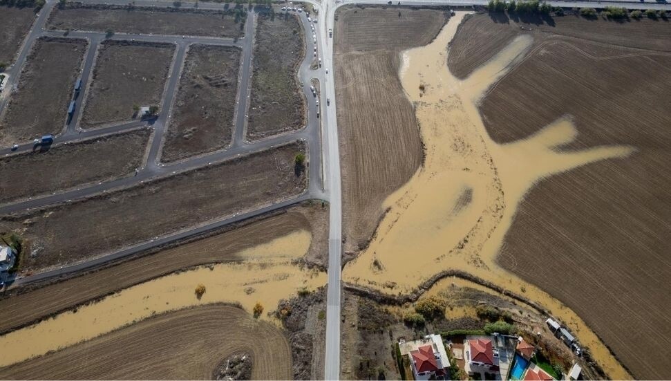 Gazimağusa Belediyesi'nden uyarı: Lefkoşa'dan ilerleyen yağmur suları taşkına neden olabilir
