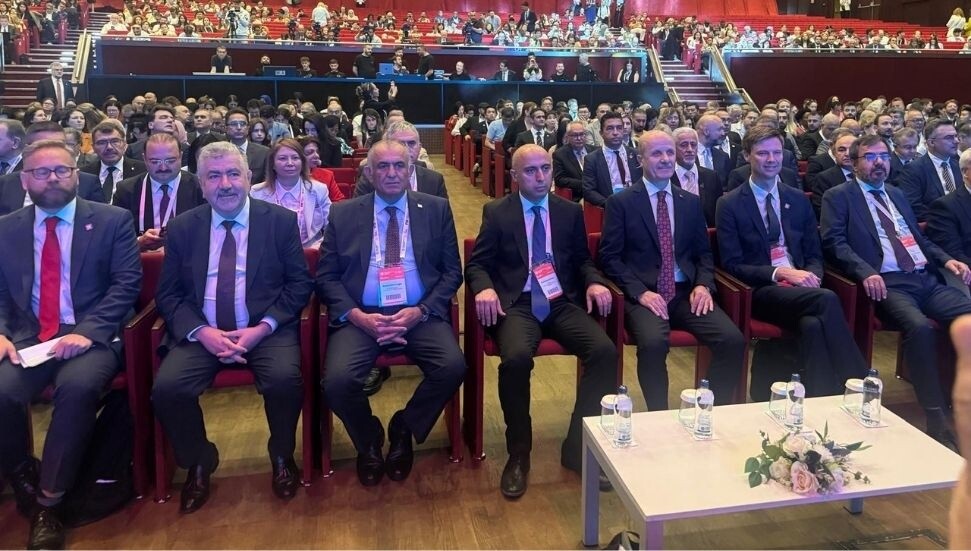 Nazım Çavuşoğlu, YÖK ve THE’nin Küresel Sürdürülebilirlik Kongresi’nde KKTC üniversitelerini değerlendirdi