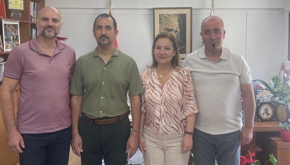 Kültür Dairesi Müdürü Türk Dünyası Edebiyat ve Kitap Festivali’ne katılan öğretim görevlilerini kabul etti