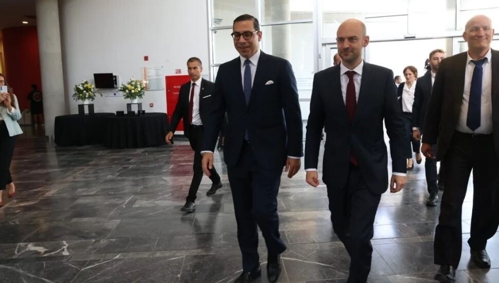 Güney Kıbrıs ile Fransa, Macron’un adaya ziyareti öncesi Kıbrıs sorununu ve iş birliğini görüştü