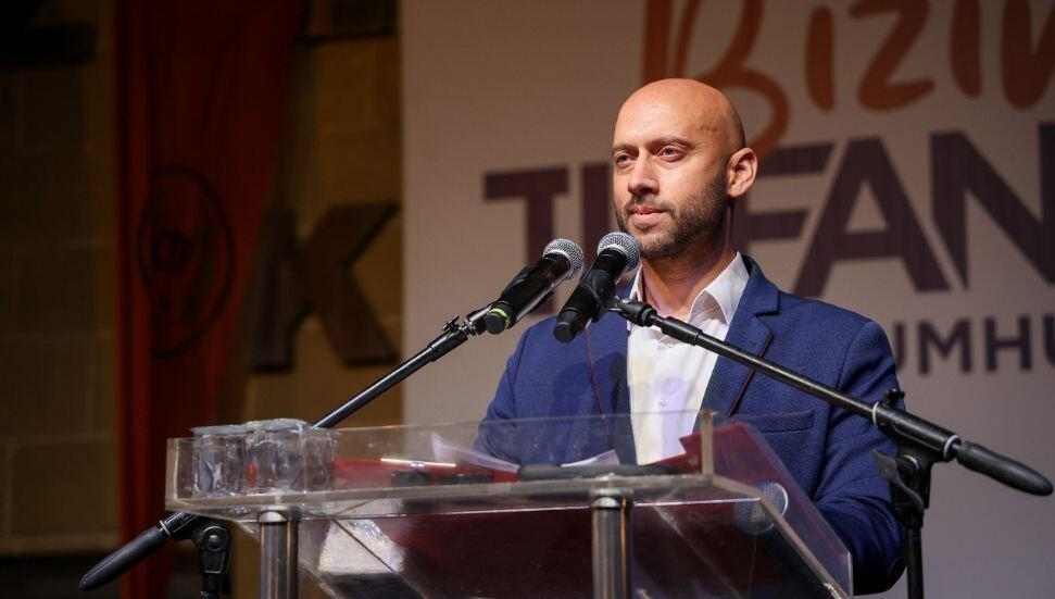 Gulamkadir: Bölgemizde tarihi bir oy oranı olan %62 ile büyük bir başarıya hep birlikte imza attık!