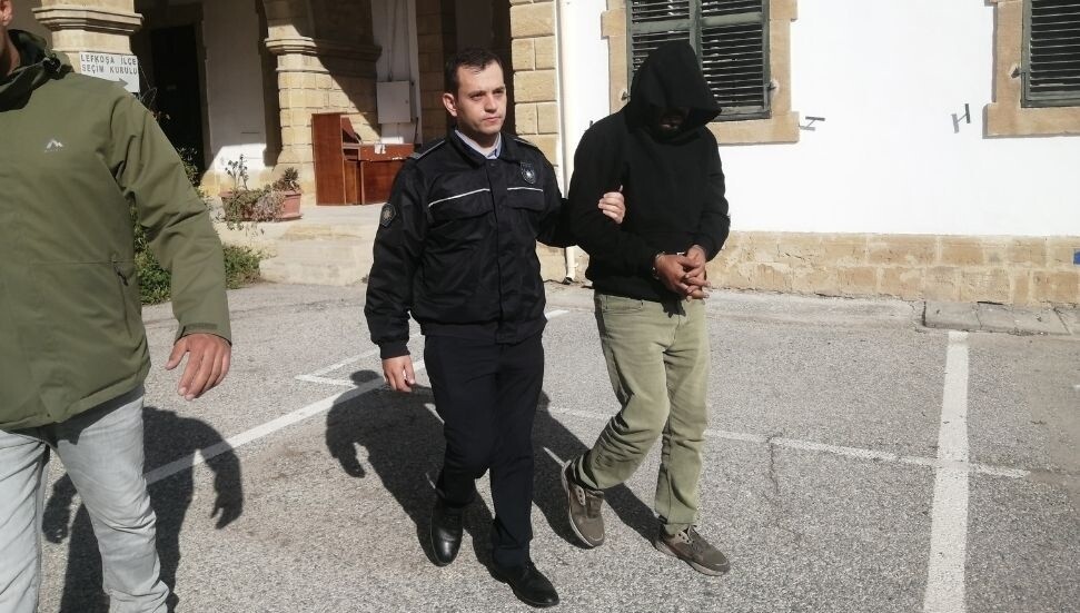 Gönyeli'de kadına şiddet suçlaması: Sanık insan kaçırmak ve bıçak taşımakla da itham ediliyor!