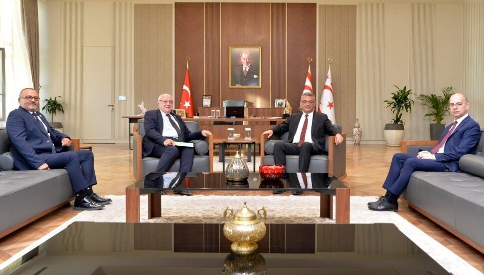 Cumhurbaşkanı Erhürman, 15 Kasım kutlamaları çerçevesinde İyi Parti heyetini kabul etti