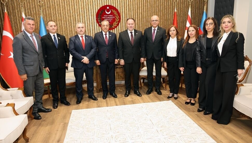 Öztürkler, Azerbaycan heyetini kabul etti: Kardeşlerimizle bayramımızı kutlamak bizi mutlu ediyor