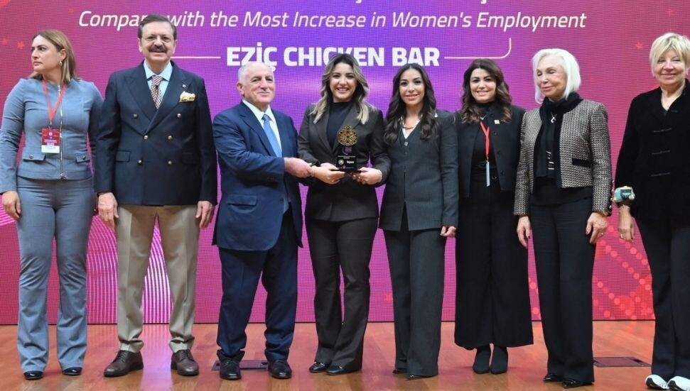 Eziç Restaurants ve Volâ Coffee’ye “Kadın İstihdamını En Çok Artıran Şirket” ödülü