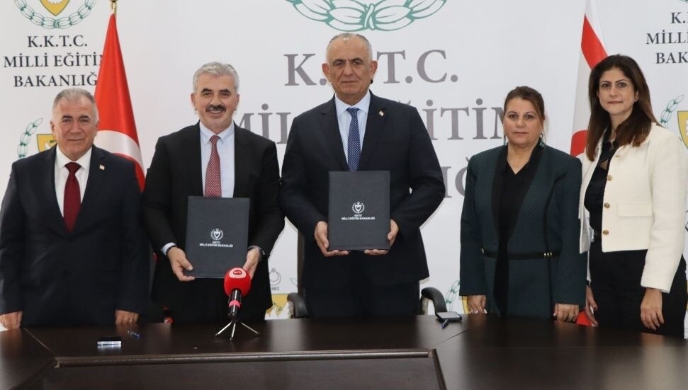 Milli Eğitim Bakanlığı ile Telsim arasında "Liselerarası Müzik Yarışması" için işbirliği protokolü