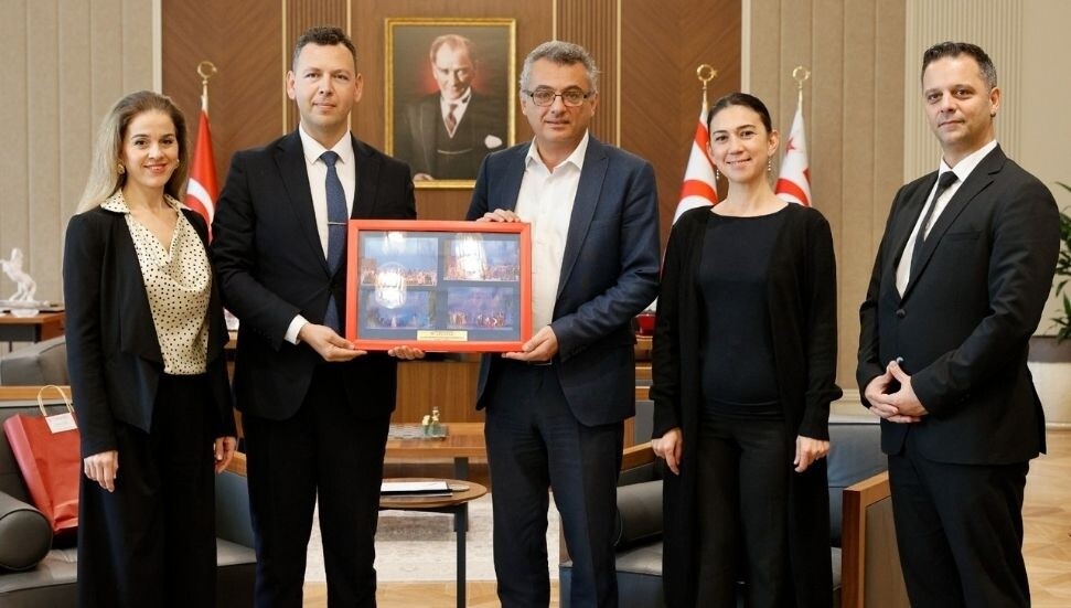 Cumhurbaşkanı Erhürman Devlet Opera ve Bale Koordinasyon Merkezi yekililerini kabul etti