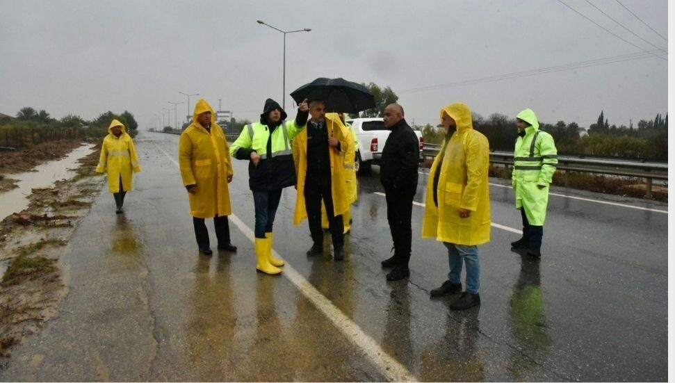 Ekiplerin sahadaki çalışmaları sürüyor: Derelerin seviyelerinde ciddi düşüş var