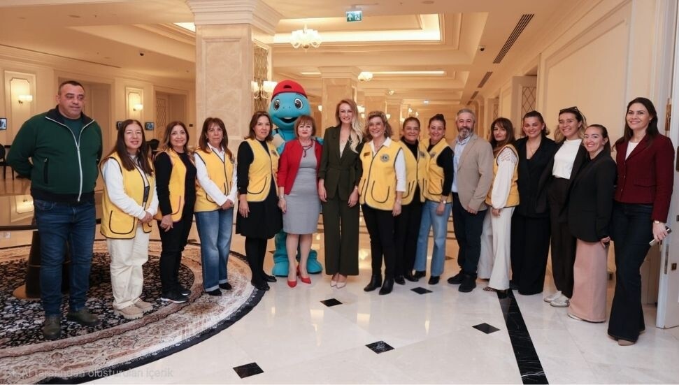 Nilden Bektaş Erhürman, Sos Çocuk Köyü çocukları için düzenlenen partiye katıldı