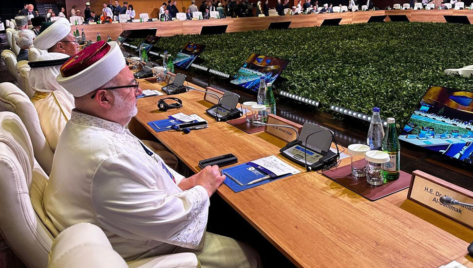 Din İşleri Başkanı Prof. Dr. Ahmet Ünsal, Bakü'de düzenlenen foruma katılıyor