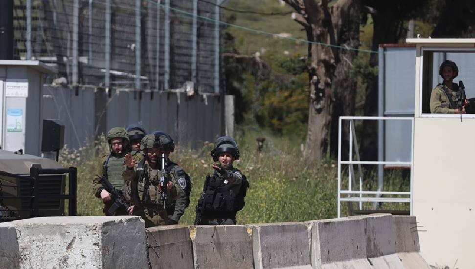 İsrail güçleri, Ramallah'ta kısıtlamaları sıklaştırıyor