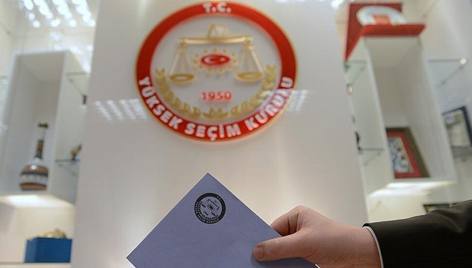 Türkiye yarın sandık başına gidiyor