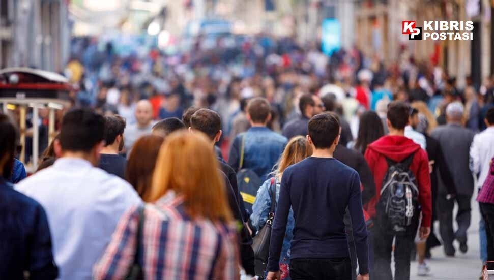 Devrim Barçın’ın nüfus soruları cevapsız kaldı: Meclis iç tüzüğüne uymadı!
