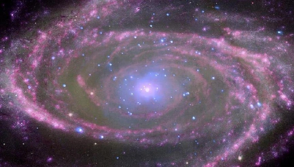 NASA, Dünya'ya doğru yüksek enerjili bir jet püskürten süper kütleli kara deliği gözlemledi