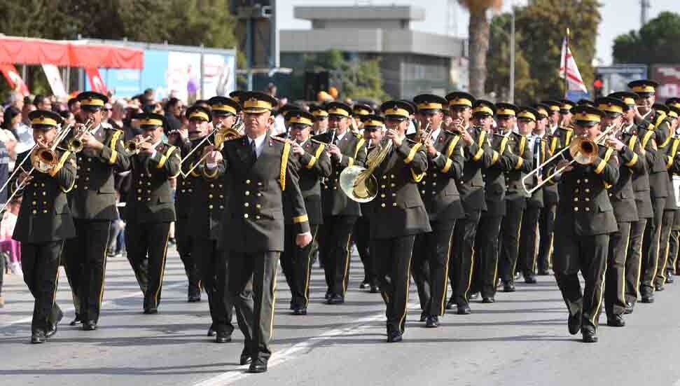 Lefkoşa Dr. Fazıl Küçük Bulvarı, Pazar günü tören provası nedeniyle trafik akışına kapatılacak