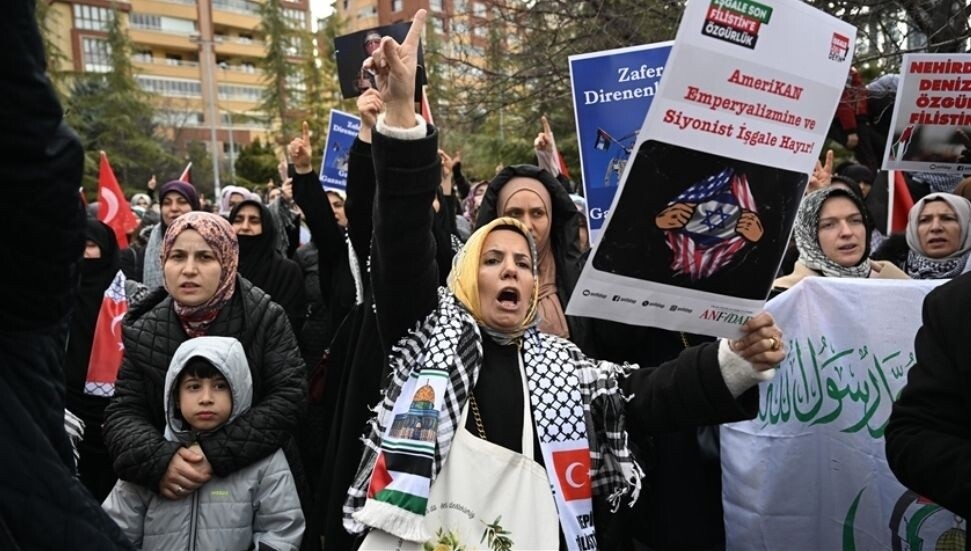 ABD'nin Ankara Büyükelçiliği önünde Trump'ın Gazze'ye yönelik sözleri protesto edildi