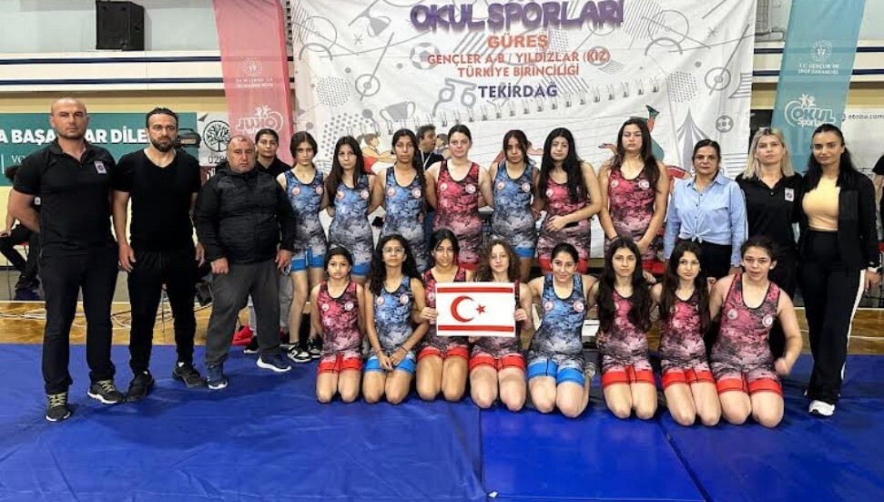 Kızlarımız Tekirdağ’da güreşti