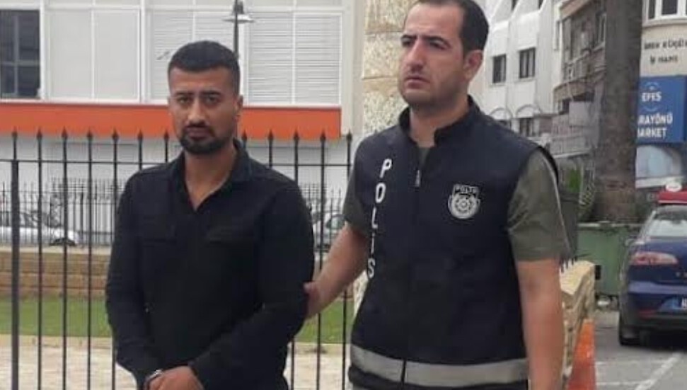 Ülkede ikamet izinsiz yaşayan Mehmet Aslan hırsızlık yaptı, tutuklandı!