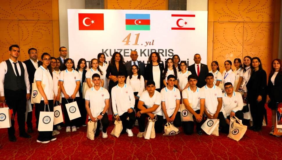 KKTC'nin yükseköğretim olanakları Azerbaycan'da tanıtıldı