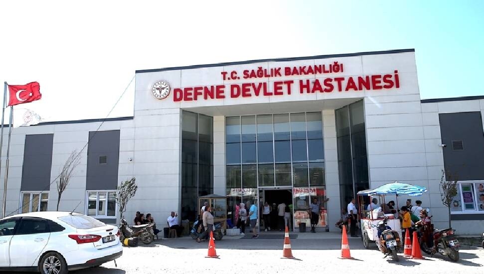 Hatay'da 60 günde tamamlanan Defne Devlet Hastanesi tam donanımlı hizmet veriyor