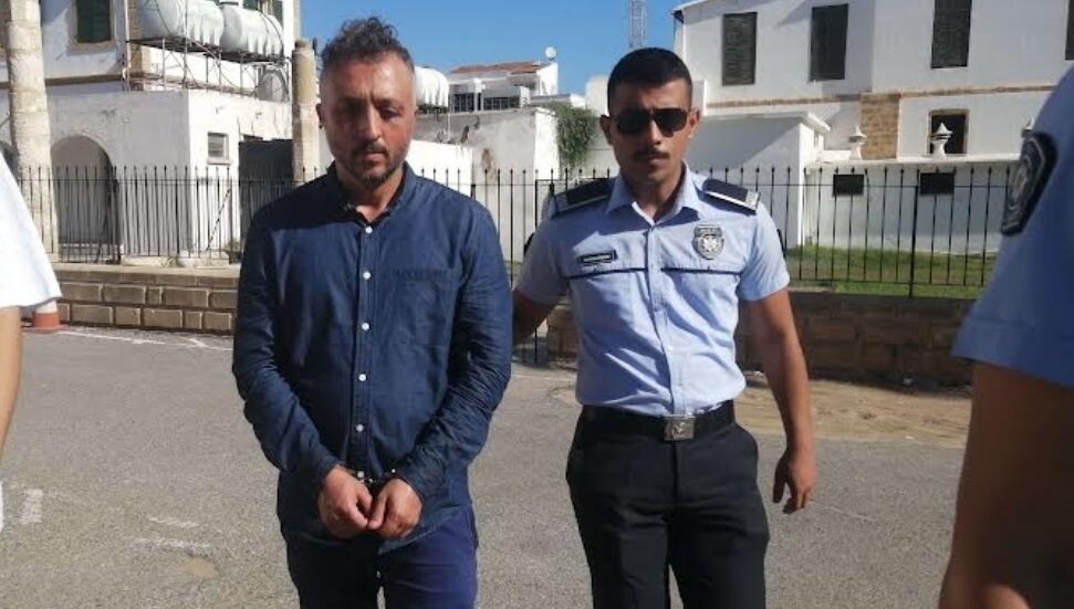 Askeri yasak bölgeyi ihlal eden Ehsan Mehr, 2 ay süreyle cezaevine gönderildi