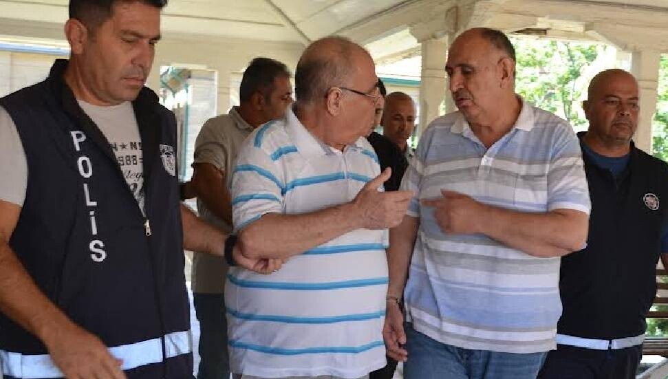 Sahte pasaportlarla Güney’e geçmeye çalışan baba oğul ve suçla bağlantılı iki kişi hapis cezasına çarptırıldı