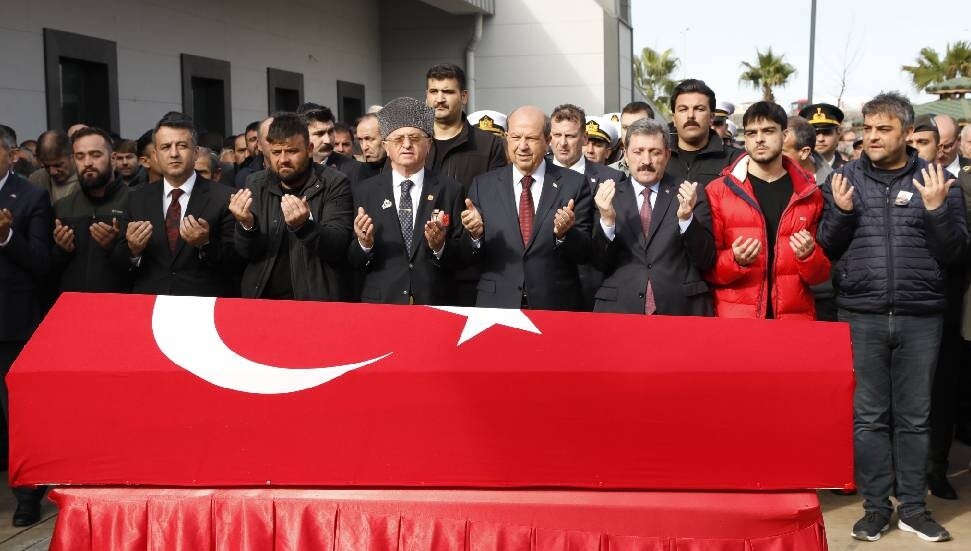 Cumhurbaşkanı Tatar, Samsun'da Kıbrıs gazisinin cenaze törenine katıldı
